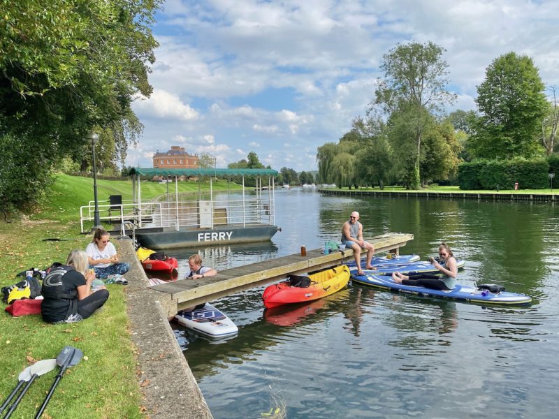 A day on the river with Boat Rental Thames. Image © PlanetSKI